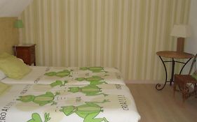 Au Rendez Vous De L'Auxois B&B